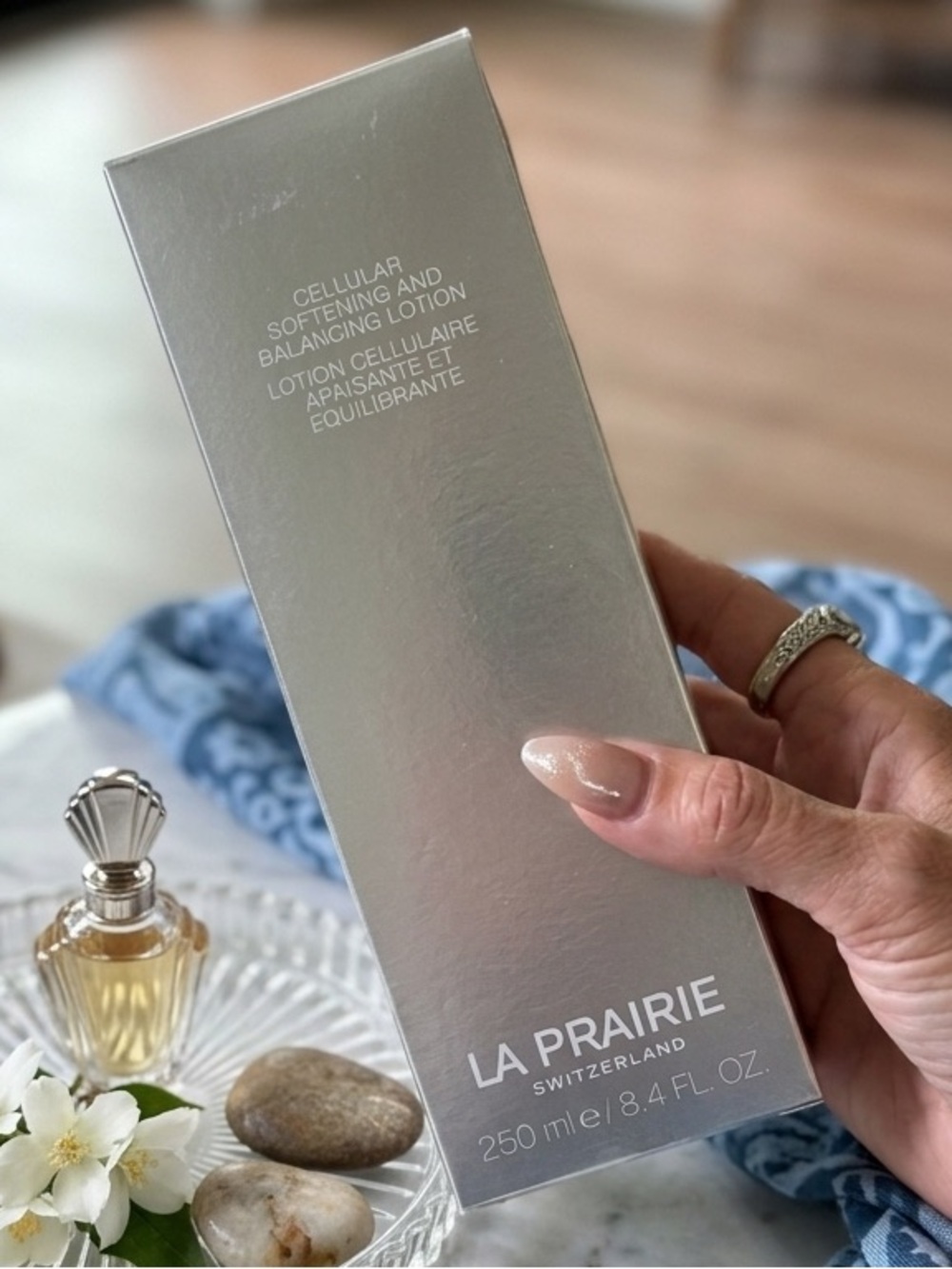 La Prairie Switzerland Cellular Softening and Balancing Lotion 8.4 oz NIB Sealed